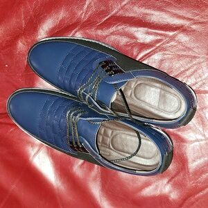 Size 10.5 Blue and Black Faux Leather Men's Dress Shoes